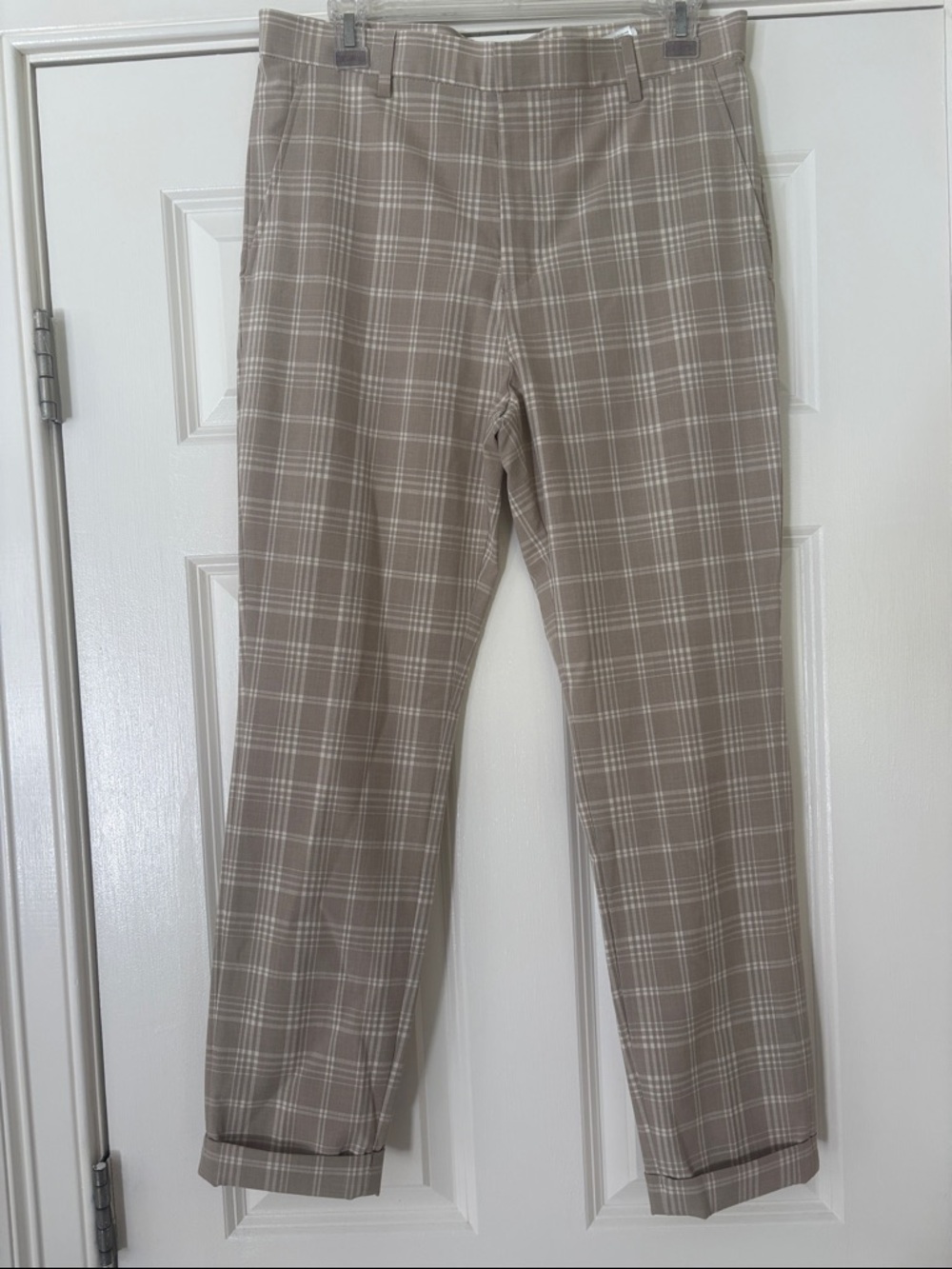 H&M Men's Tan Plaid skinny fit  Pants - Neutral Plaid